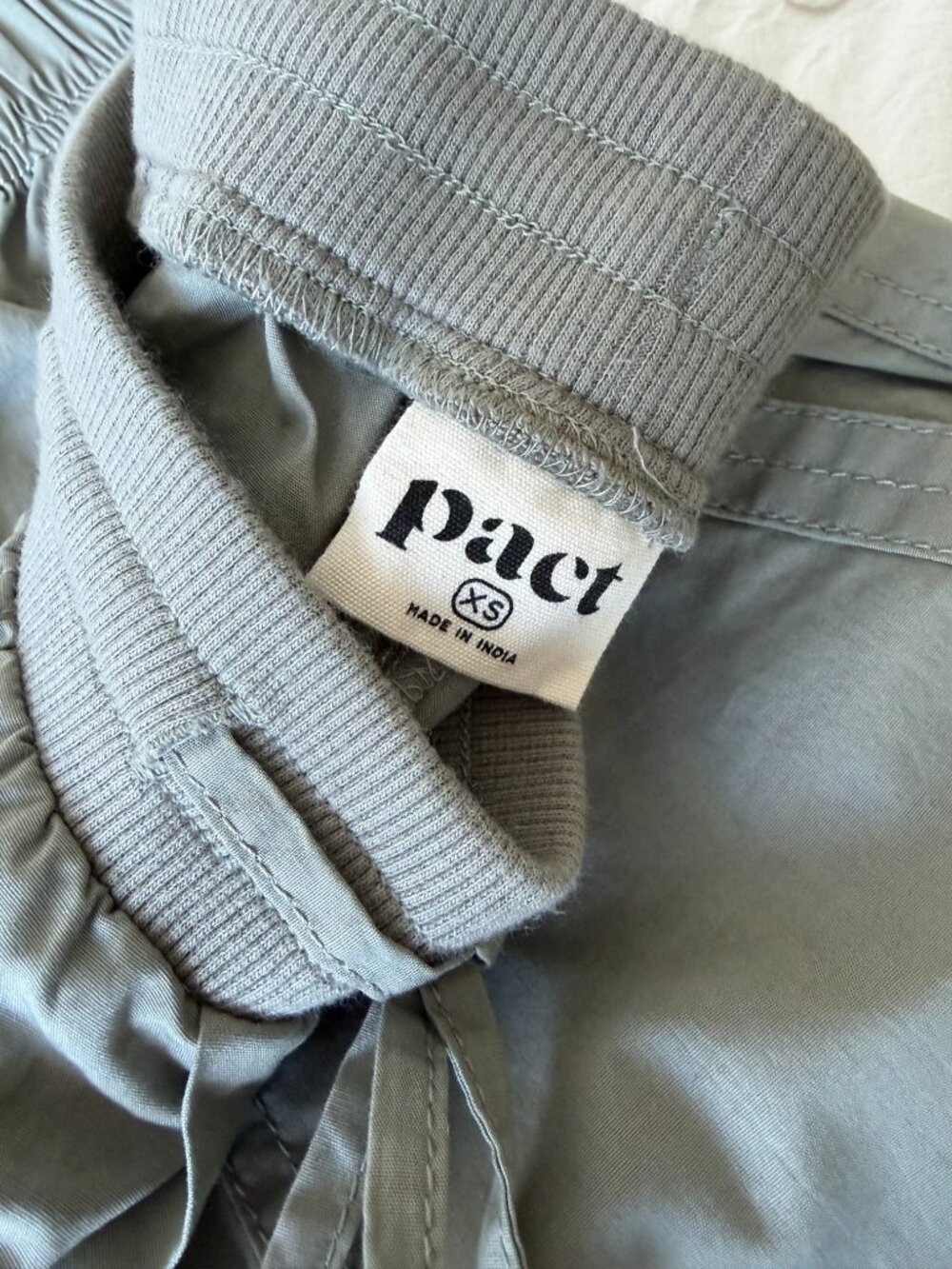 Pact Organic Stretch Poplin Jogger - Picture 3 of 4